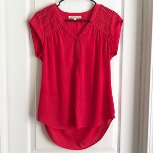 Daniel Rainn V Neck Hi Low Top - Sz S